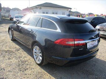 JAGUAR XF 2,2D 147kw Sportbrake Automat 2013 - 3