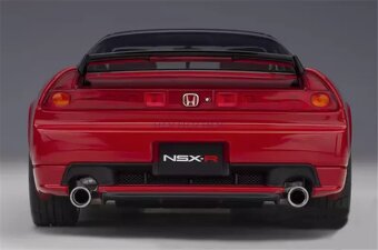 Honda NSX-R (NA2) AUTOart model 1/18 - 3