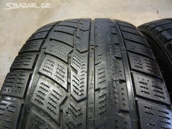 Pneu 245/65/17, 245-65-17, 245 65 17. - - - 3
