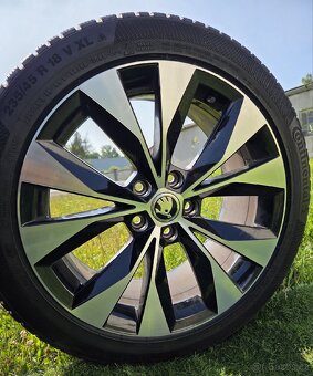 Orig.zimní sada Škoda SUPERB 3 18" 5x112 pneu 235/45/18 - 3