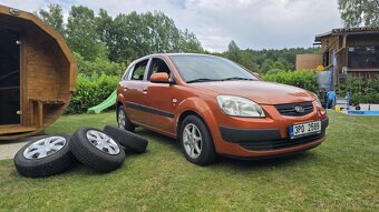 Kia Rio - 3