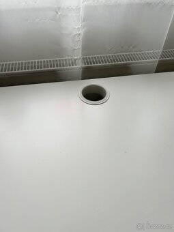 psací stůl IKEA - 3