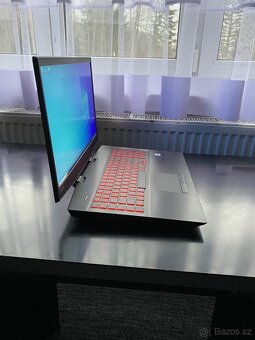 HP OMEN 17 - 3