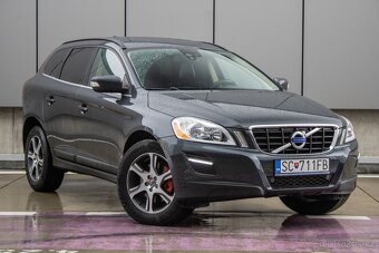 Volvo XC60 D5 (151kW) AWD Momentum Geartronic - 3