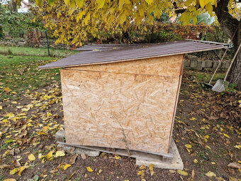 Zateplená psí bouda s předsíní - 3