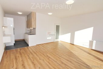 Pronájem byt  2+kk 58 m2 + sklep+ garáž. stání  novostavba B - 3