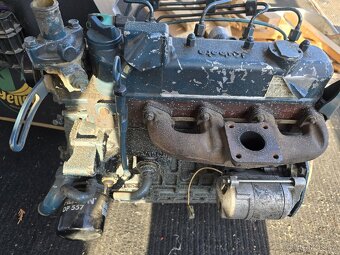 Motor kubota 1505 4-valec - 3