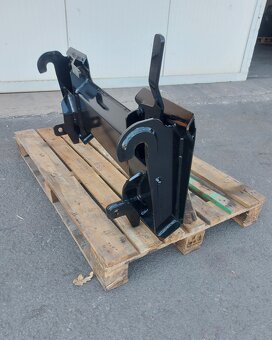 Adaptér EURO traktor čelní nakladač na EURO smyk nakladač - 3