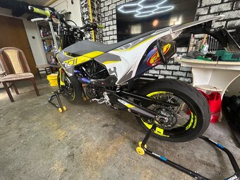 Husqvarna 701 SM - 3