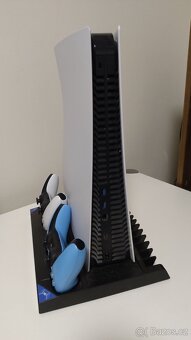 PS5 s mechanikou v záruce + 2 ovl. a chlazení - 3