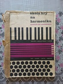Školy hry na harmoniku a klavír - různé - 3