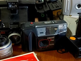 FOTO konvolut - fotoaparáty, blesky aj. - 3
