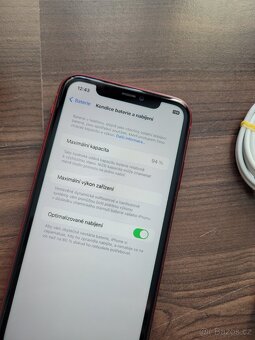 iPhone 11 128gb Red kapacita baterie 94% - 3