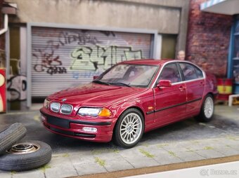 BMW E46 328i 1:18 UT Models - 3