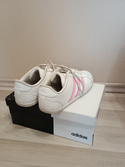 Dámské tenisky bílo-růžové Adidas vel. 40 2/3 - 3