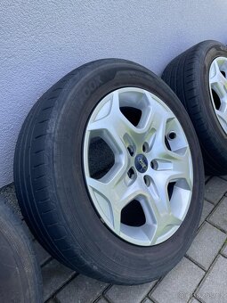 Kola Ford focus - 3