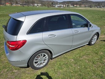 Mercedes benz koupeno v Č.R - 3