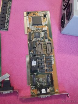 Deska a komponenty 486 - 3