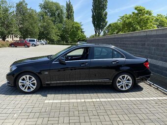 Mercedes C 180, najeto poctivých 64.150km - 3