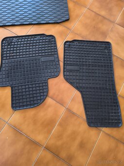 Gumové koberce škoda Octavia combi ll - 3