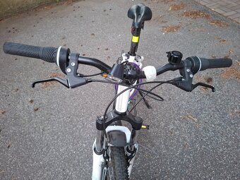 Prodám málo ježděné kolo ROCKRIDER 100 vel.S - 3