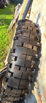 Prodám pneumatiky na Eduro Motokros pláště - 3