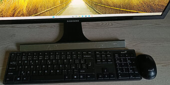 PC sestava-4x3.9Hz-8GB RAM-128GB+2TBHDD-28LCD-W11 - 3