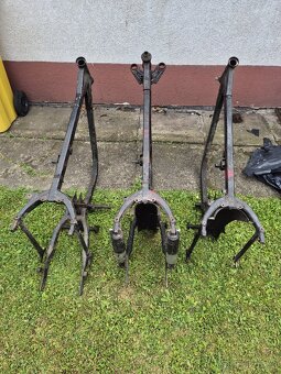 Rám Jawa Panelka 250 nebo 350. - 3