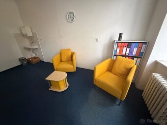 Kancelářský nábytek - 3