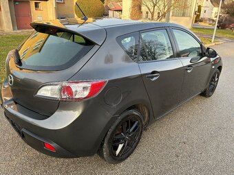 Mazda 3 1.6i 77kw rv.2010 pěkný stav - 3