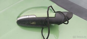 Octavia 2 prave zrcatko Face - 3