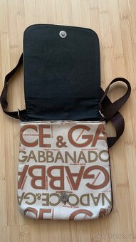 Taška, Taštička kapsička přes rameno - 3