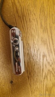 Stříbrný fotoaparát - 3