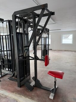 Posilovací věž - 3