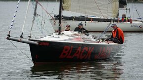 Prodám plachetnici Beneteau First Class 8 - 3