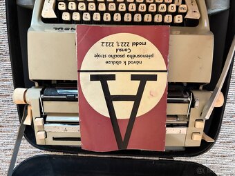 Psací stroj Consul - 3