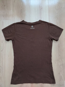 Hnědé dámské tričko se sobem - 3