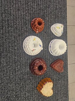 Prodám sbírku keramických bábovek - 3