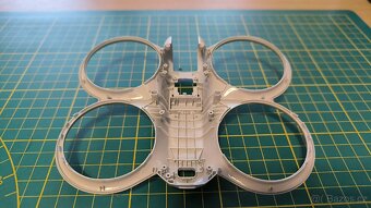 DJI NEO - horní rám - 3