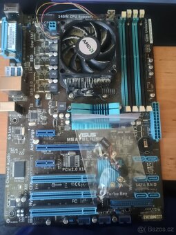 Deska +CPU chladič - 3