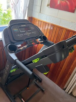 Běžecký pás HOUSEFIT SPIRO 20 iRun - 3
