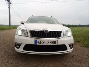 Octavia rs 2010 - 3
