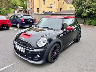 MINI JCW R56 Black&Red - 3
