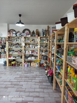 Dřevěný regál - 3