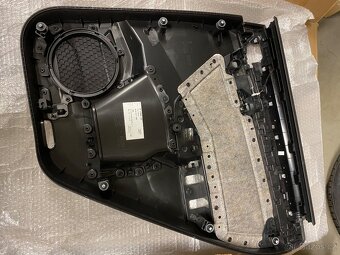 VW Touareg 760867211F - 3