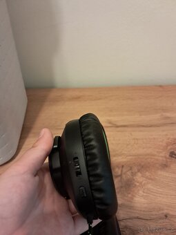 Sluchatka JBL - 3