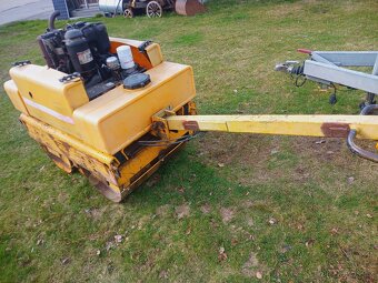 Ručně vedený válec Dynapac - 3