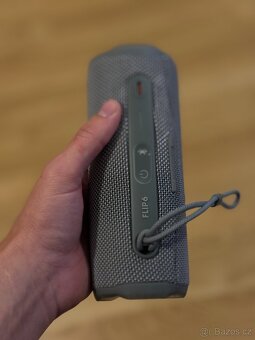 Bezdrátový reproduktor JBL Flip 6 - 3