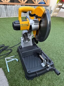 DeWalt DW872 - QS 2200W pila na kov TOP STAV - 3
