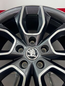 Škoda octavia IV top r19 - 3